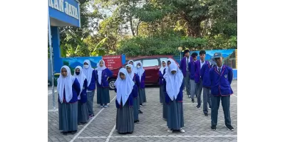 Kegiatan Upacara Bendera