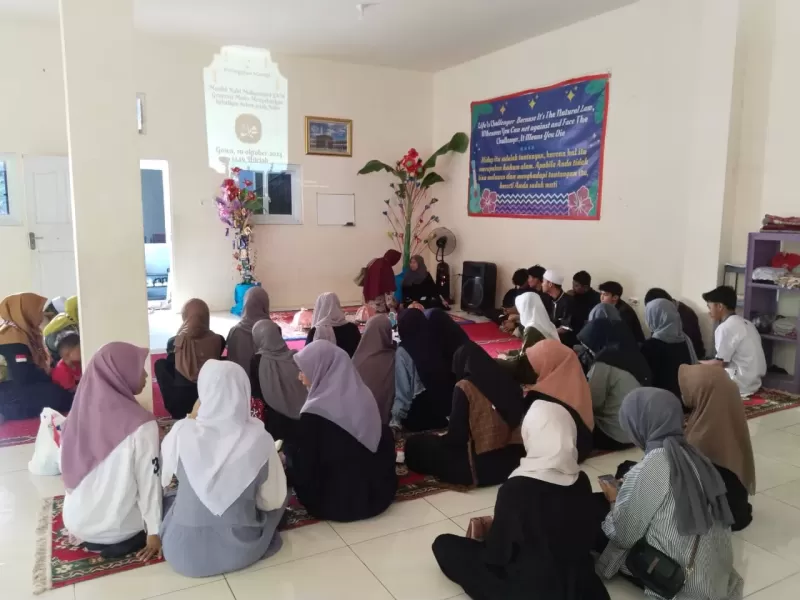 Memperingati Hari Maulid Nabi Muhammad SWA