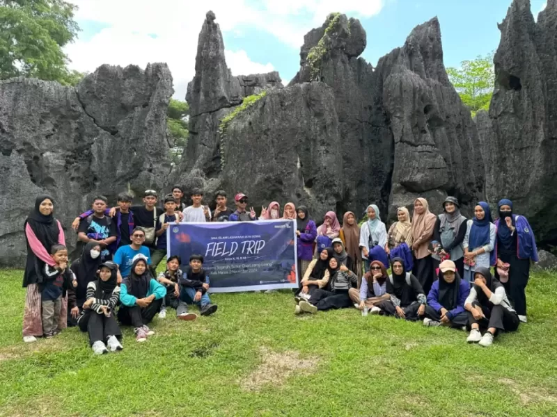 Field Trip Smas Islam Lasharan Jaya Gowa Di Leang-Leang Kab. Gowa